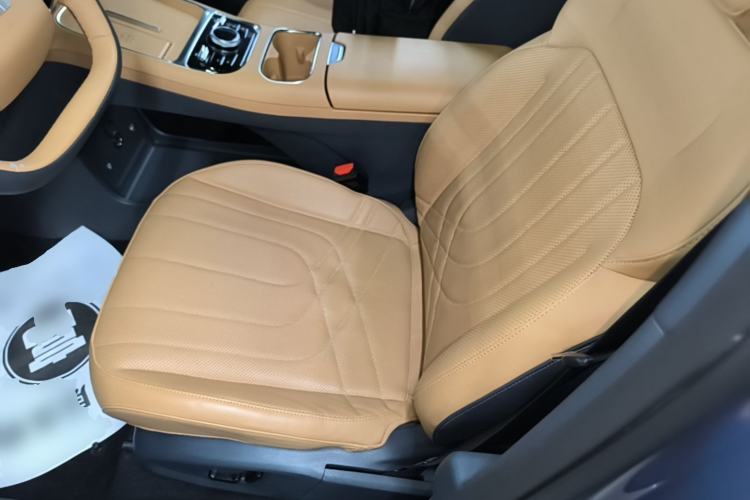 Used Geely Galaxy Xingjian 7 EM-i 2025 120km Navigator Edition Left Front Seat