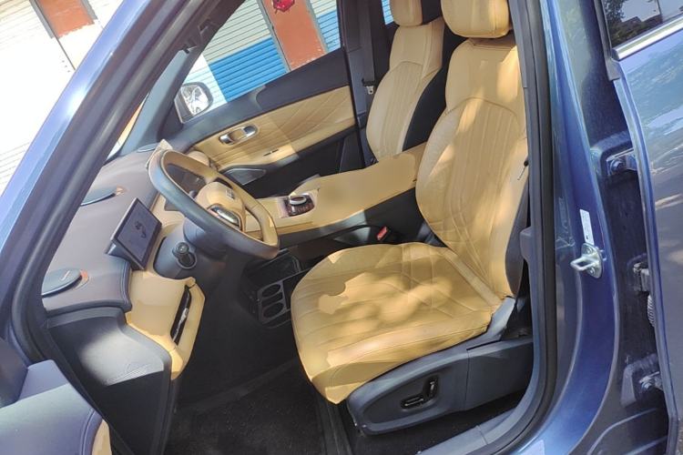 Used Geely Galaxy Xingjian 7 EM-i 2025 120km Navigator Edition Left Front Seat