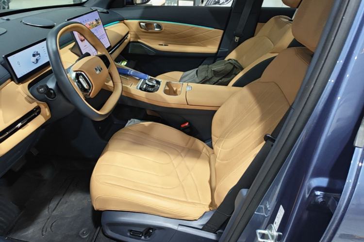 Used Geely Galaxy Xingjian 7 EM-i 2025 120km Navigator Edition Left Front Seat
