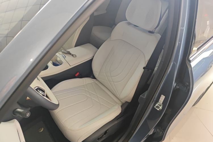 Used Geely Galaxy Xingjian 7 EM-i 2025 120km Navigator Edition Left Front Seat
