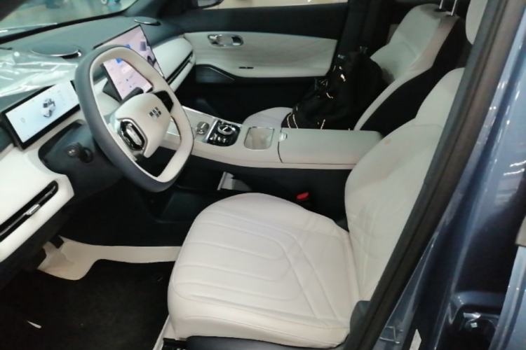Used Geely Galaxy Xingjian 7 EM-i 2025 120km Navigator Edition Left Front Seat