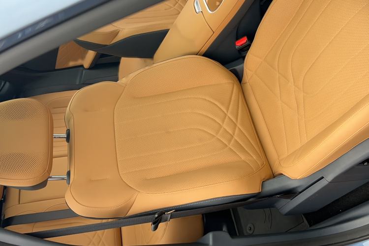 Used Geely Galaxy Xingjian 7 EM-i 2025 120km Navigator Edition Left Front Seat