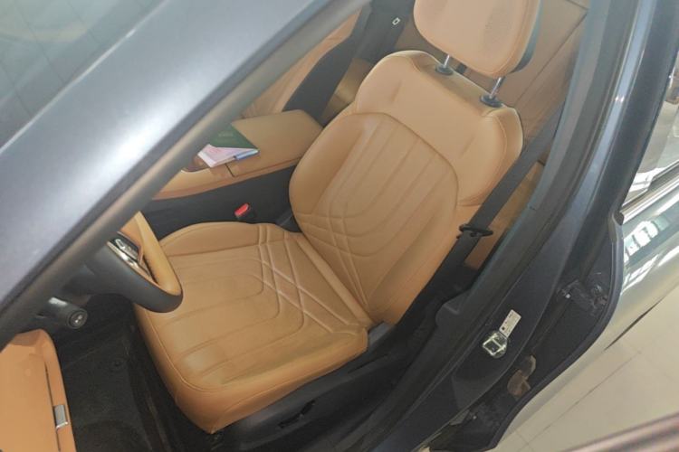 Used Geely Galaxy Xingjian 7 EM-i 2025 120km Navigator Edition Left Front Seat