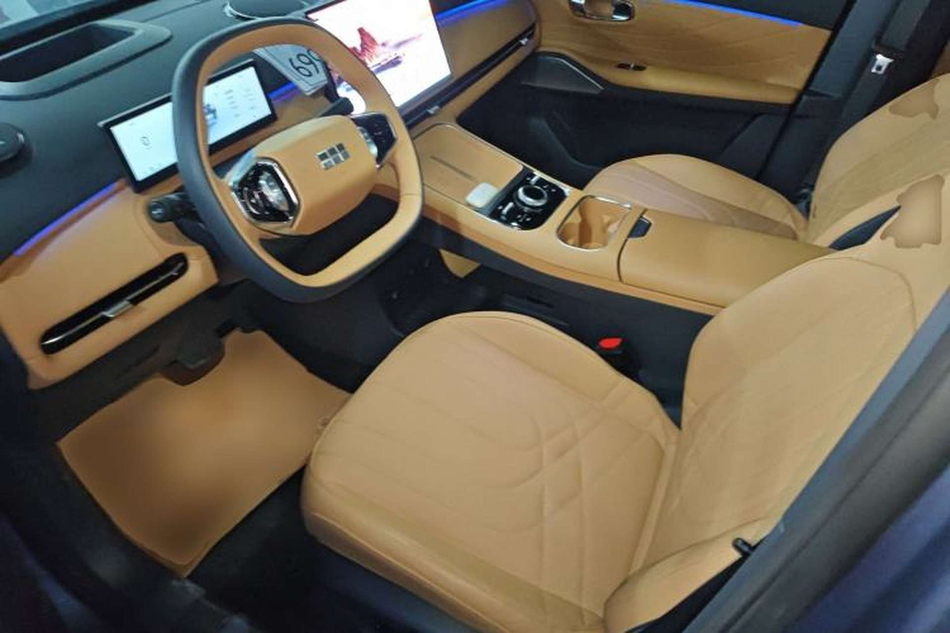 Used Geely Galaxy Xingjian 7 EM-i 2025 120km Navigator Edition Left Front Seat