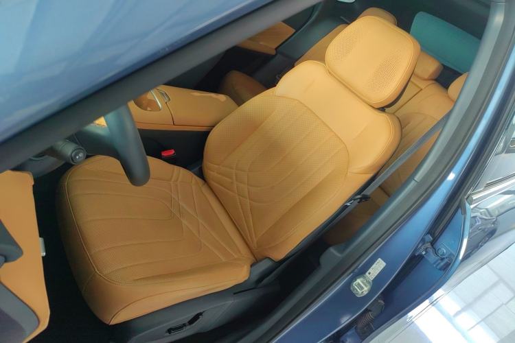 Used Geely Galaxy Xingjian 7 EM-i 2025 120km Navigator Edition Left Front Seat