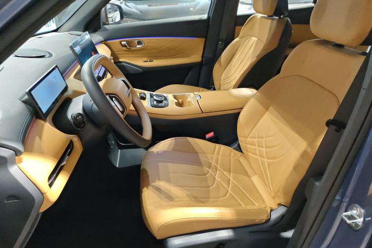 Used Geely Galaxy Xingjian 7 EM-i 2025 120km Navigator Edition Left Front Seat