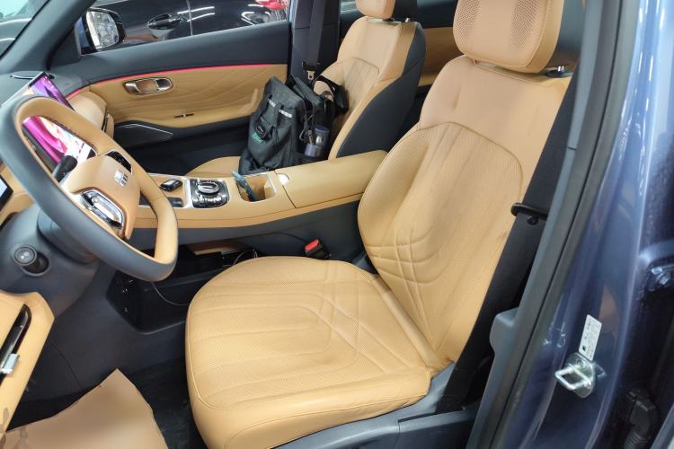 Used Geely Galaxy Xingjian 7 EM-i 2025 120km Navigator Edition Left Front Seat