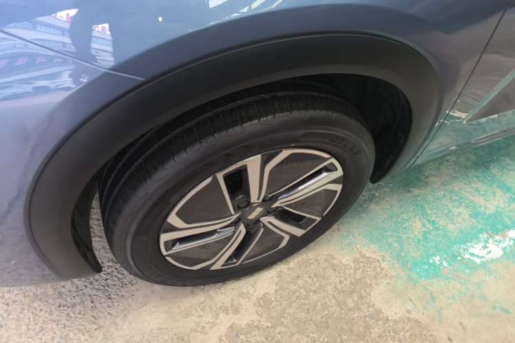 Used Geely Galaxy Xingjian 7 EM-i 2025 120km Exploration+ Version Left Front Wheel Hub
