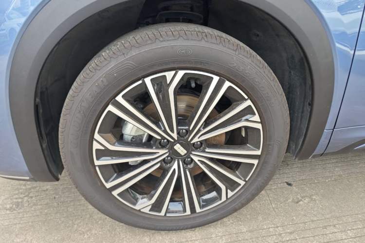 Used Geely Galaxy Xingjian 7 EM-i 2025 120km Navigator Edition Left Front Wheel Hub