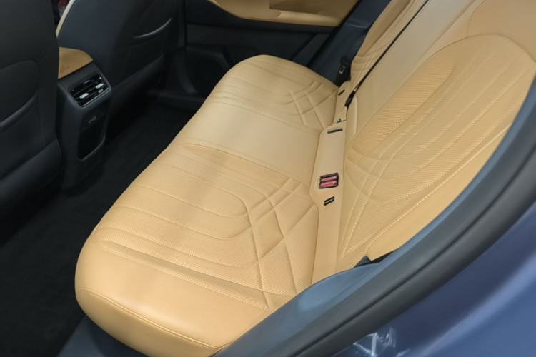 Used Geely Galaxy Xingjian 7 EM-i 2025 120km Navigator Edition Left Rear Seat
