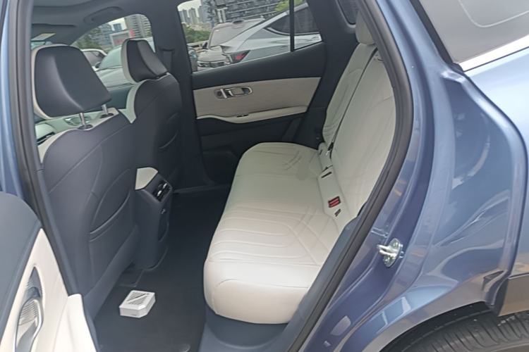 Used Geely Galaxy Xingjian 7 EM-i 2025 120km Navigator Edition Left Rear Seat
