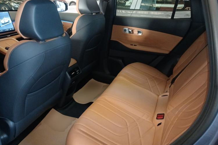 Used Geely Galaxy Xingjian 7 EM-i 2025 120km Navigator Edition Left Rear Seat