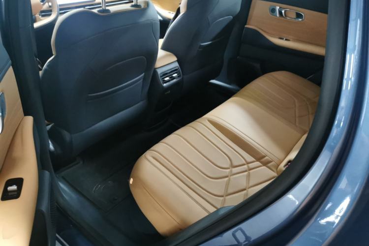 Used Geely Galaxy Xingjian 7 EM-i 2025 120km Navigator Edition Left Rear Seat