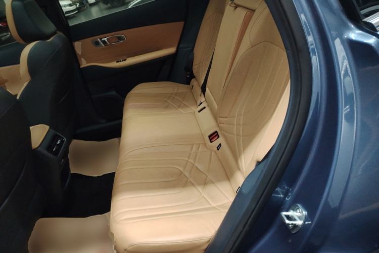 Used Geely Galaxy Xingjian 7 EM-i 2025 120km Navigator Edition Left Rear Seat