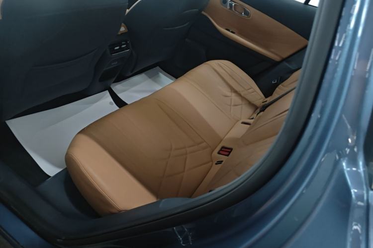 Used Geely Galaxy Xingjian 7 EM-i 2025 120km Navigator Edition Left Rear Seat