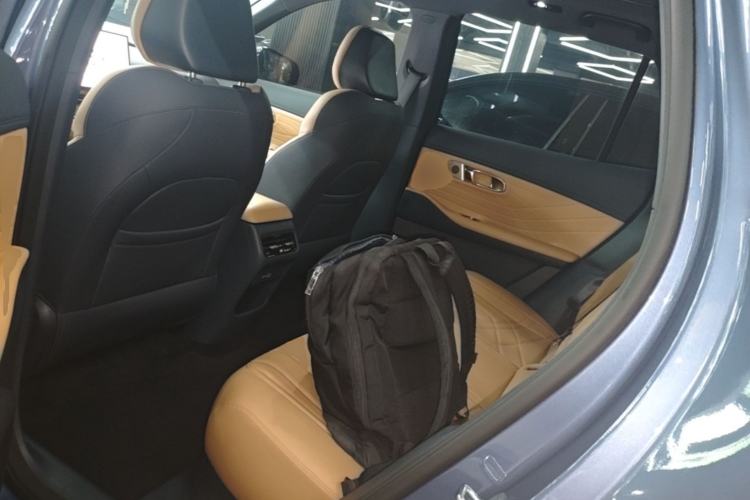 Used Geely Galaxy Xingjian 7 EM-i 2025 120km Navigator Edition Left Rear Seat