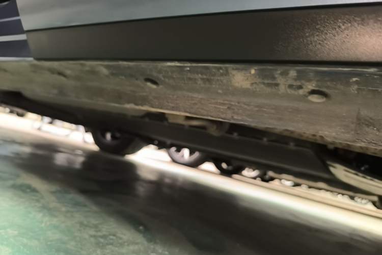 Used Geely Galaxy Xingjian 7 EM-i 2025 120km Exploration+ Version Left Side Sill