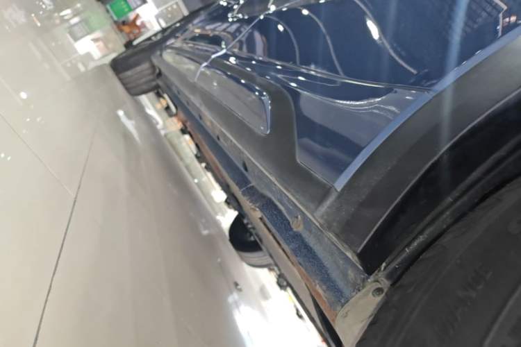 Used Geely Galaxy Xingjian 7 EM-i 2025 120km Exploration+ Version Left Side Sill