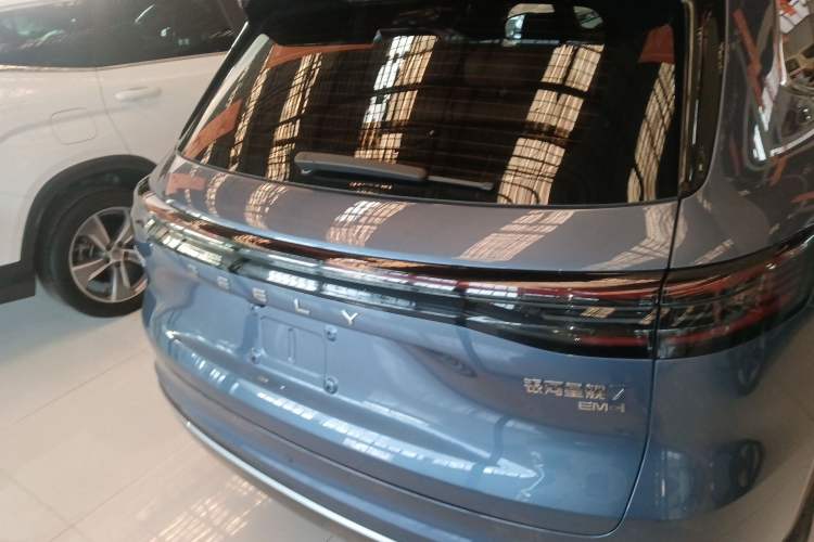 Used Geely Galaxy Xingjian 7 EM-i 2025 120km Navigator Edition Rear
