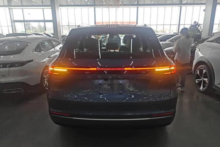 Used Geely Galaxy Xingjian 7 EM-i 2025 120km Navigator Edition Rear