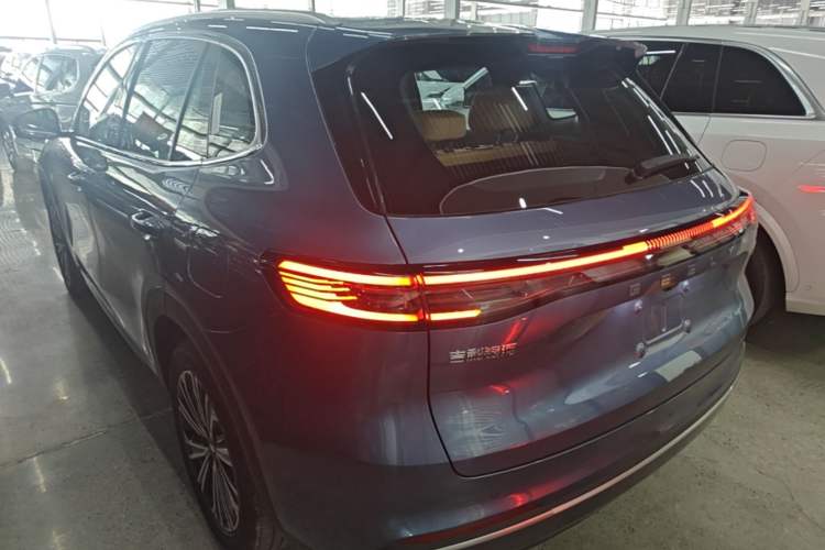Used Geely Galaxy Xingjian 7 EM-i 2025 120km Navigator Edition Rear Left 45 Deg