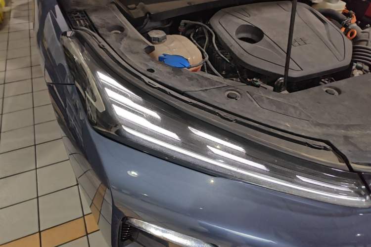 Used Geely Galaxy Xingjian 7 EM-i 2025 120km Navigator Edition Right Front Headlight
