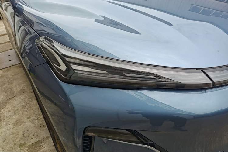 Used Geely Galaxy Xingjian 7 EM-i 2025 120km Navigator Edition Right Front Headlight
