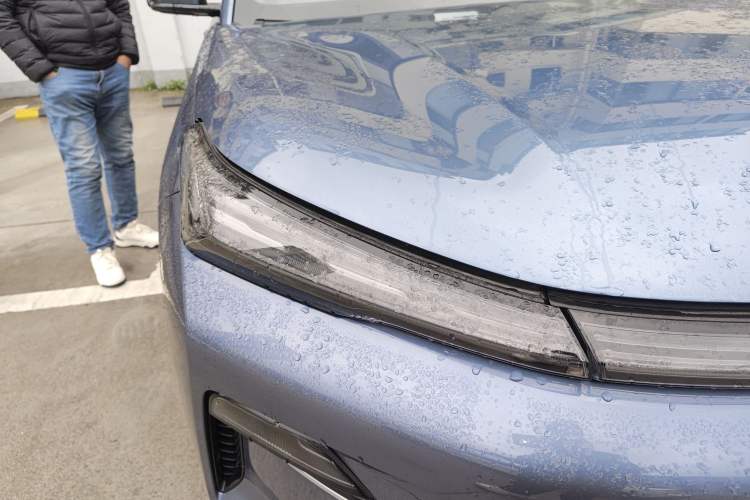 Used Geely Galaxy Xingjian 7 EM-i 2025 120km Navigator Edition Right Front Headlight
