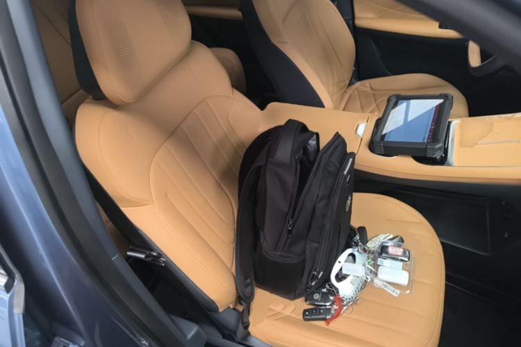 Used Geely Galaxy Xingjian 7 EM-i 2025 120km Exploration+ Version Right Front Seat