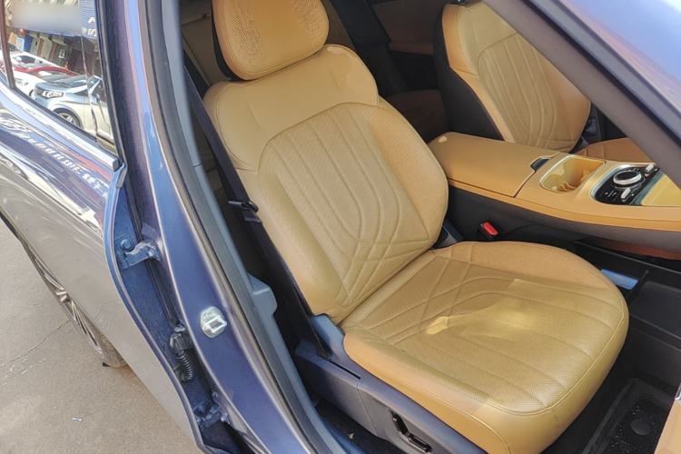 Used Geely Galaxy Xingjian 7 EM-i 2025 120km Navigator Edition Right Front Seat