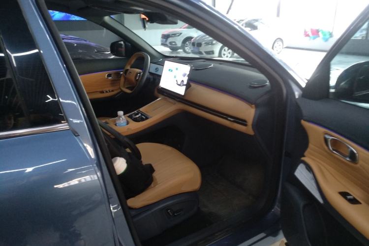 Used Geely Galaxy Xingjian 7 EM-i 2025 120km Navigator Edition Right Front Seat