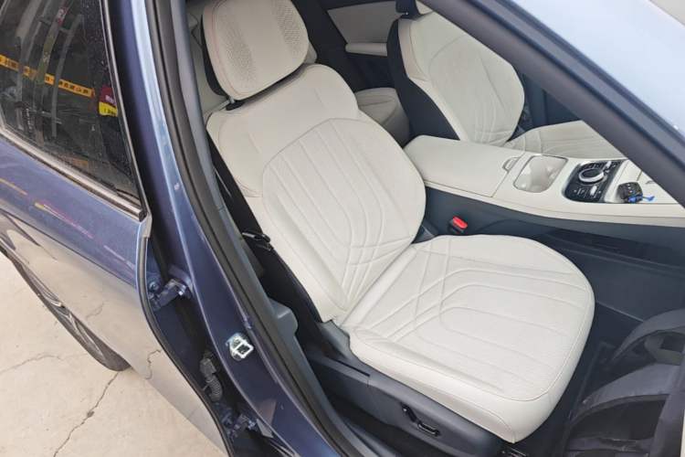 Used Geely Galaxy Xingjian 7 EM-i 2025 120km Exploration+ Version Right Front Seat