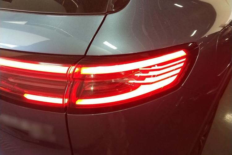 Used Geely Galaxy Xingjian 7 EM-i 2025 120km Navigator Edition Right Rear Taillight