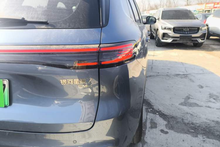 Used Geely Galaxy Xingjian 7 EM-i 2025 120km Navigator Edition Right Rear Taillight