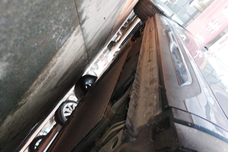 Used Geely Galaxy Xingjian 7 EM-i 2025 120km Navigator Edition Right Side Sill
