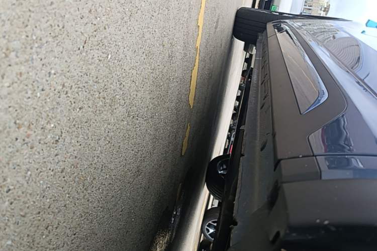 Used Geely Galaxy Xingjian 7 EM-i 2025 120km Navigator Edition Right Side Sill