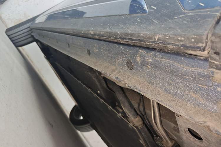 Used Geely Galaxy Xingjian 7 EM-i 2025 120km Navigator Edition Right Side Sill
