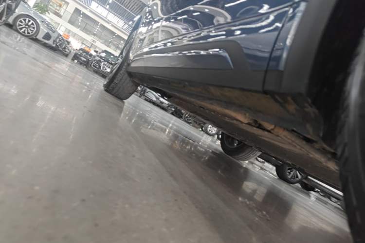 Used Geely Galaxy Xingjian 7 EM-i 2025 120km Navigator Edition Right Side Sill
