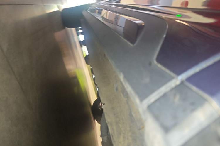 Used Geely Galaxy Xingjian 7 EM-i 2025 120km Navigator Edition Right Side Sill
