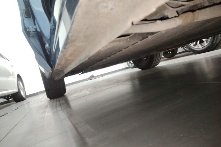 Used Geely Galaxy Xingjian 7 EM-i 2025 120km Navigator Edition Right Side Sill