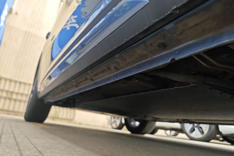 Used Geely Galaxy Xingjian 7 EM-i 2025 120km Navigator Edition Right Side Sill