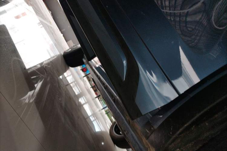 Used Geely Galaxy Xingjian 7 EM-i 2025 120km Exploration+ Version Right Side Sill