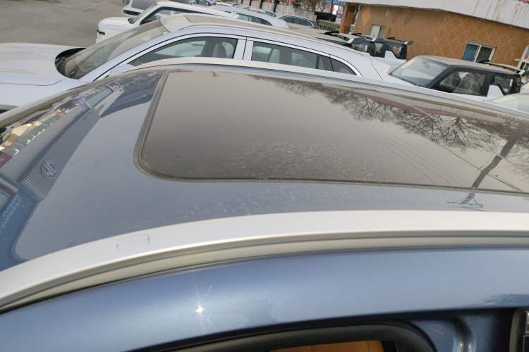 Used Geely Galaxy Xingjian 7 EM-i 2025 120km Navigator Edition Roof