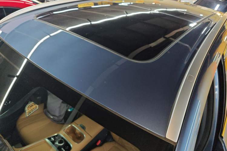 Used Geely Galaxy Xingjian 7 EM-i 2025 120km Navigator Edition Roof