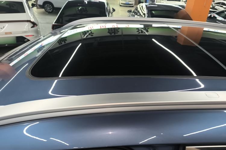 Used Geely Galaxy Xingjian 7 EM-i 2025 120km Navigator Edition Roof