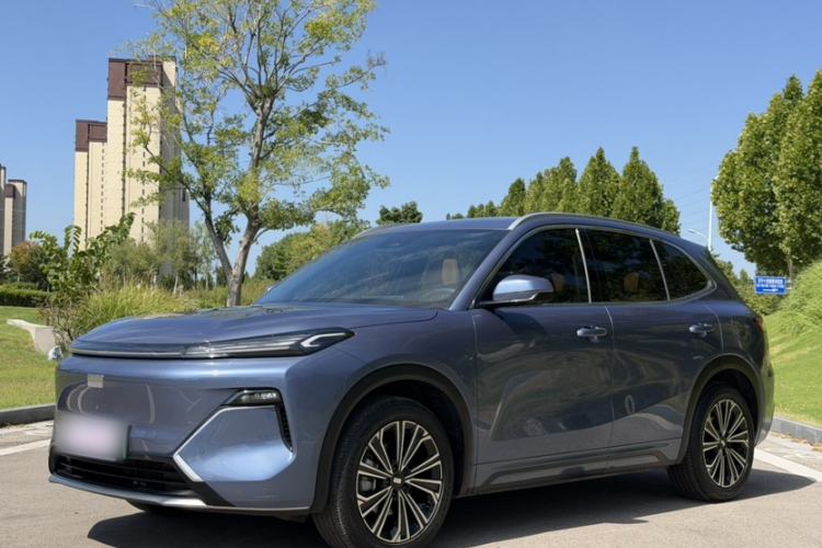 Geely Galaxy Xingjian 7 EM-i 2025 120km Navigator Edition