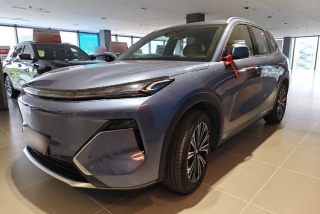 Used Geely Galaxy Xingjian 7 EM-i 2025 120km Navigator Edition