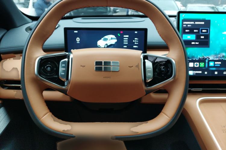 Used Geely Galaxy Xingjian 7 EM-i 2025 120km Navigator Edition Steering Wheel