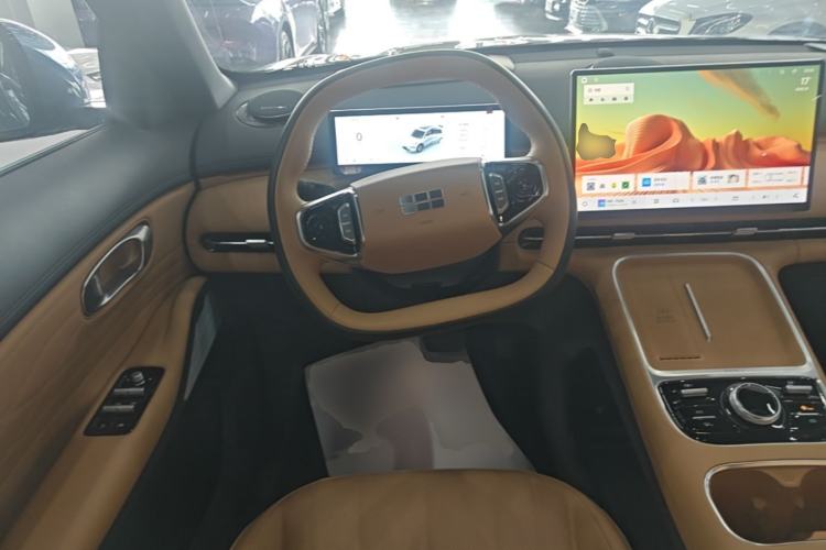 Used Geely Galaxy Xingjian 7 EM-i 2025 120km Navigator Edition Steering Wheel