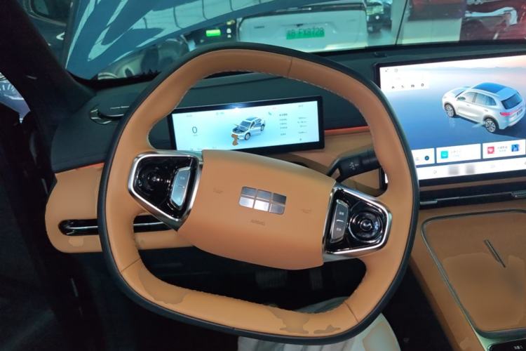 Used Geely Galaxy Xingjian 7 EM-i 2025 120km Navigator Edition Steering Wheel